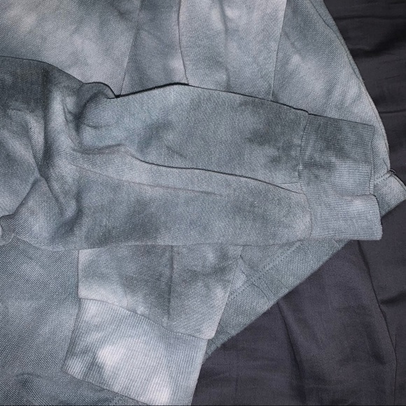 Garage Stassie Cropped Sweatshirt - Picture 8 of 9